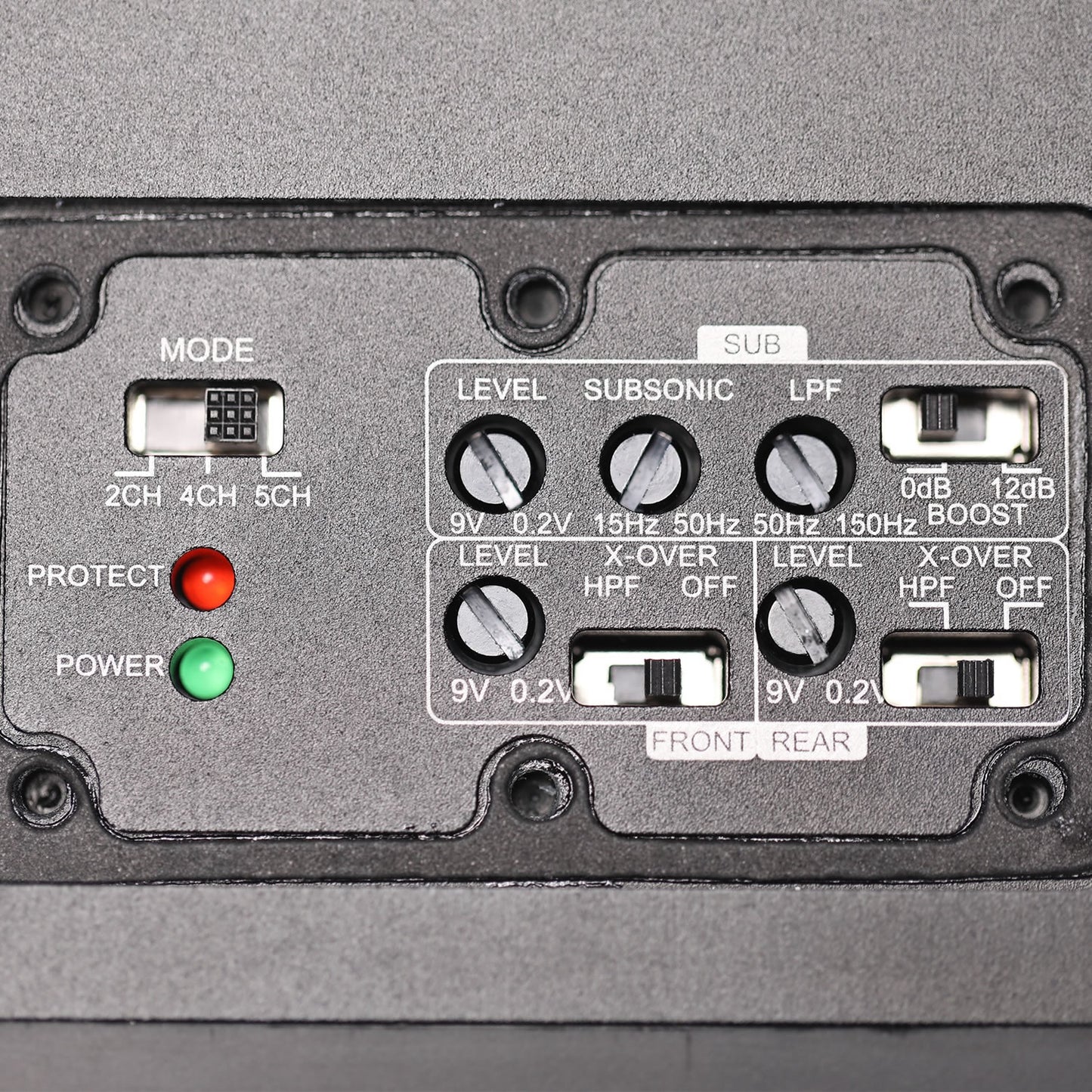 MBQuart Discus DA2-500.5D Amp closeup