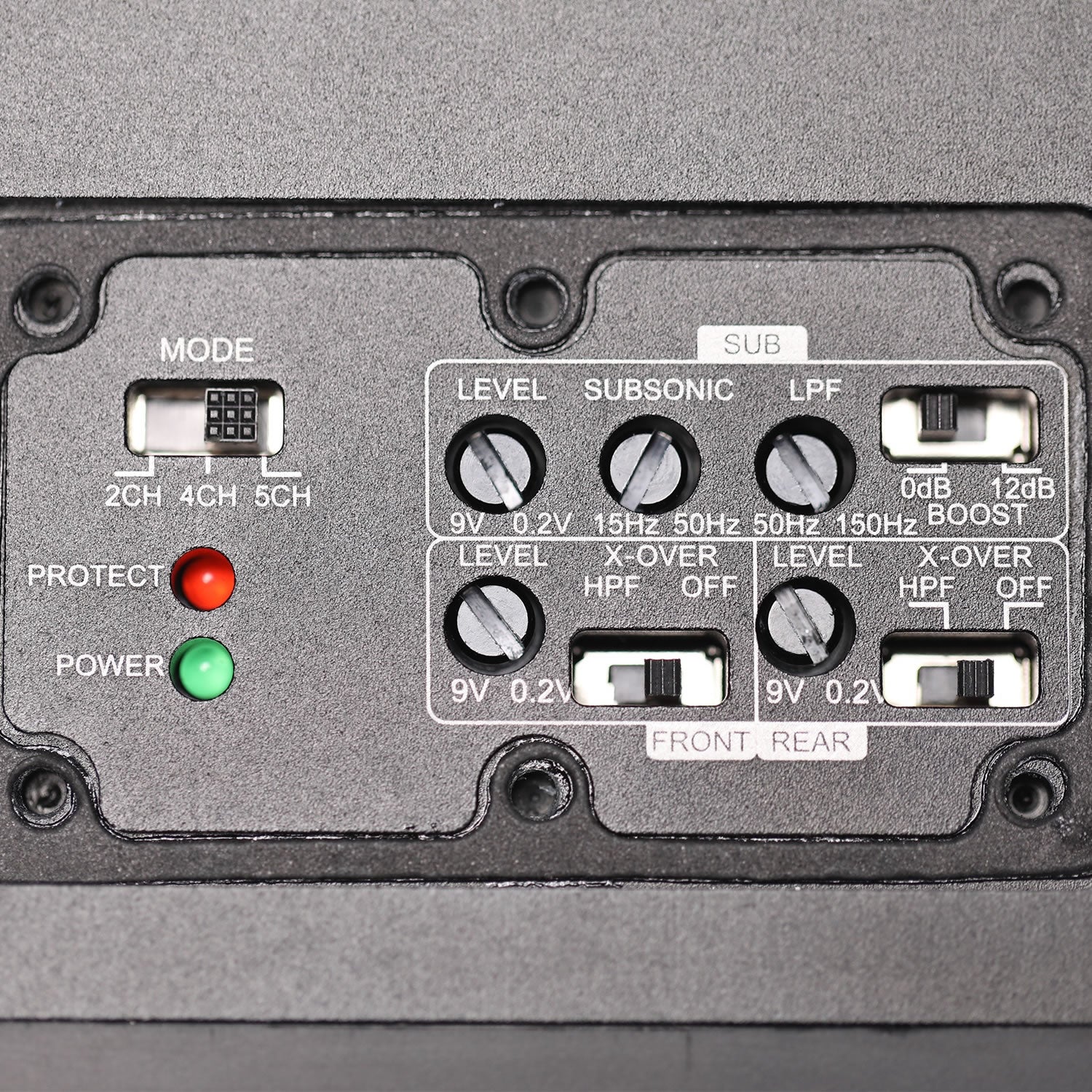 MBQuart Discus DA2-500.5D Amp closeup