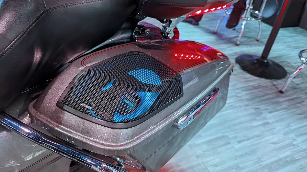 Memphis MXA14HDLIDKIT Bag Lid 6x9" Speaker kit for '14+ Street Glide and '15+ Road Glide Bikes
