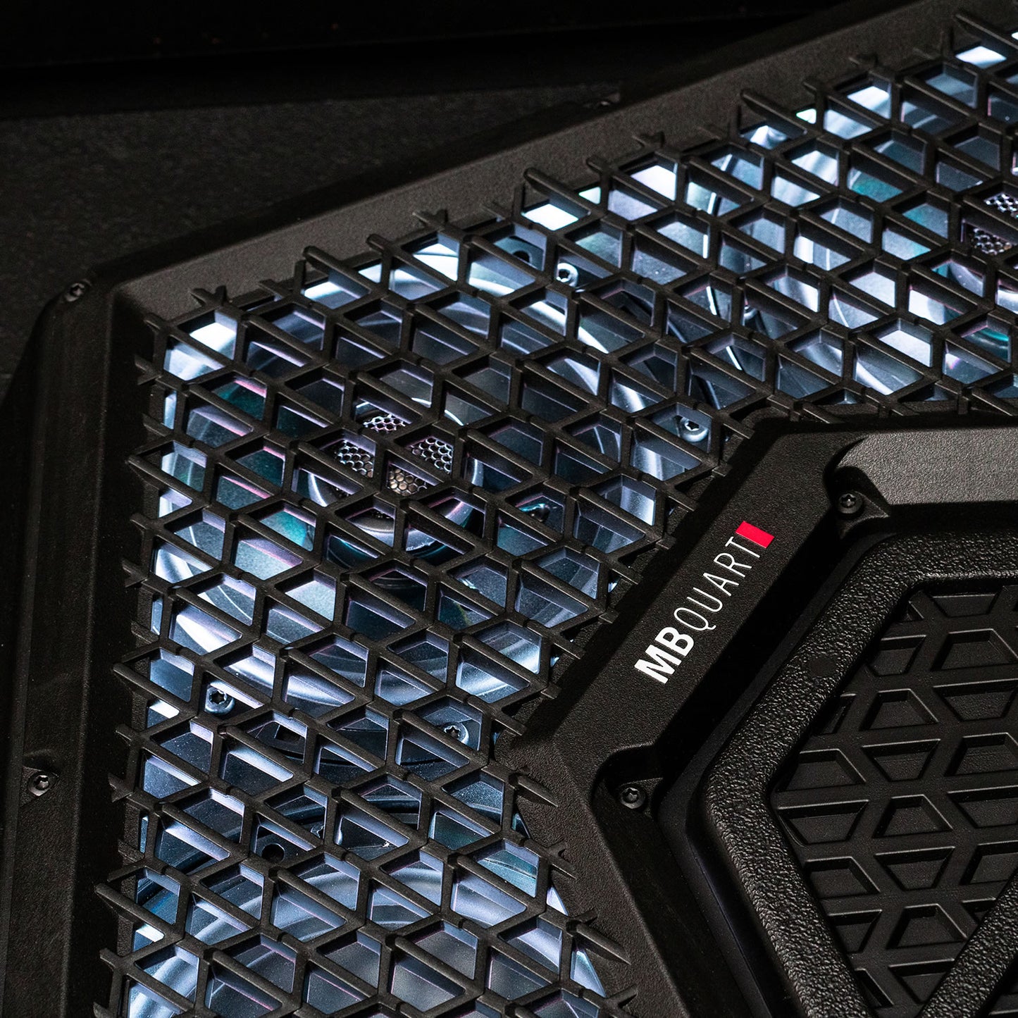 MB Quart - MBQRG2-S7R - 7 Speaker Polaris RANGER Audio Roof with 7 Inch LED Source Unit and Light Bar